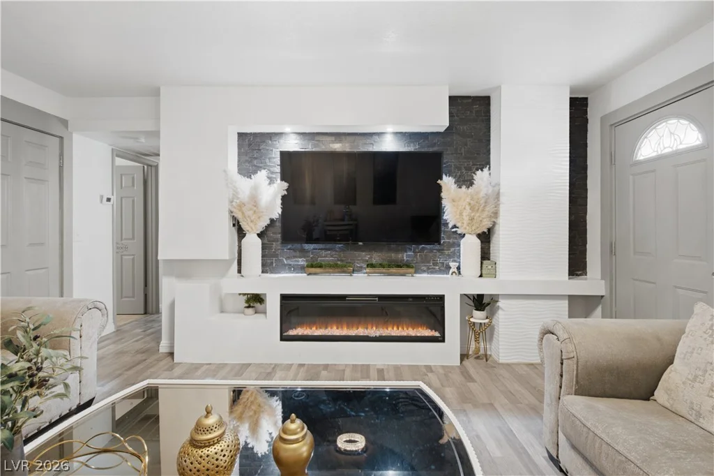 410 Battle Mountain, Las Vegas, NV 89110