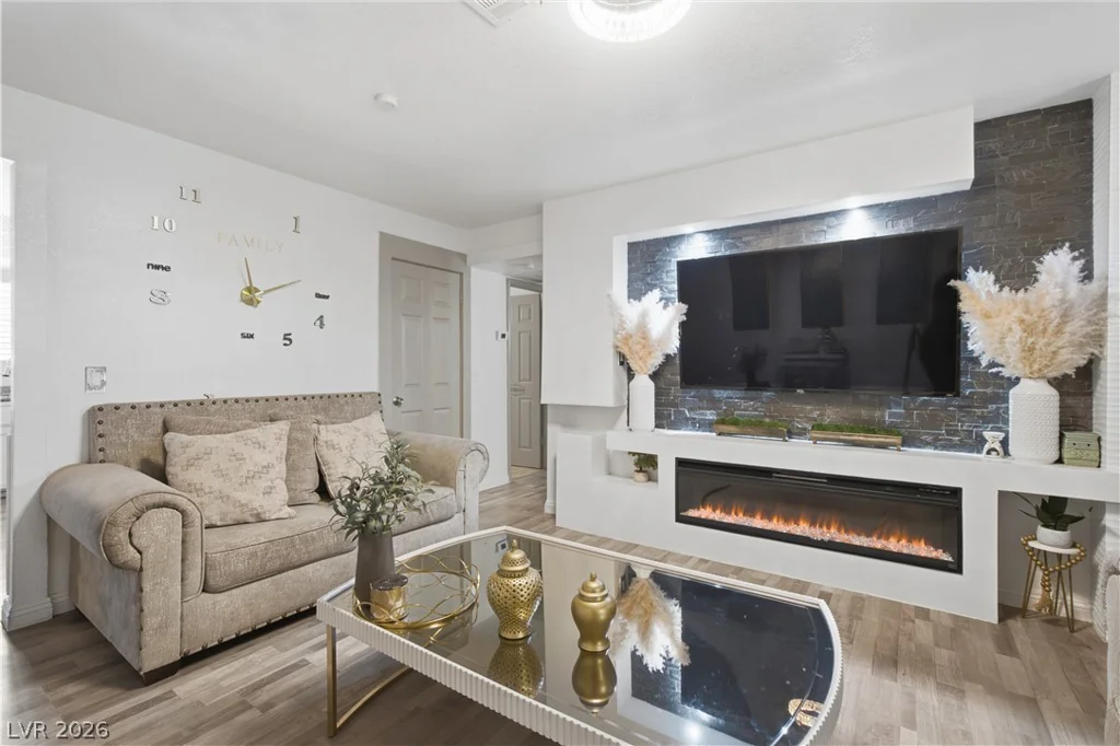 410 Battle Mountain, Las Vegas, NV 89110