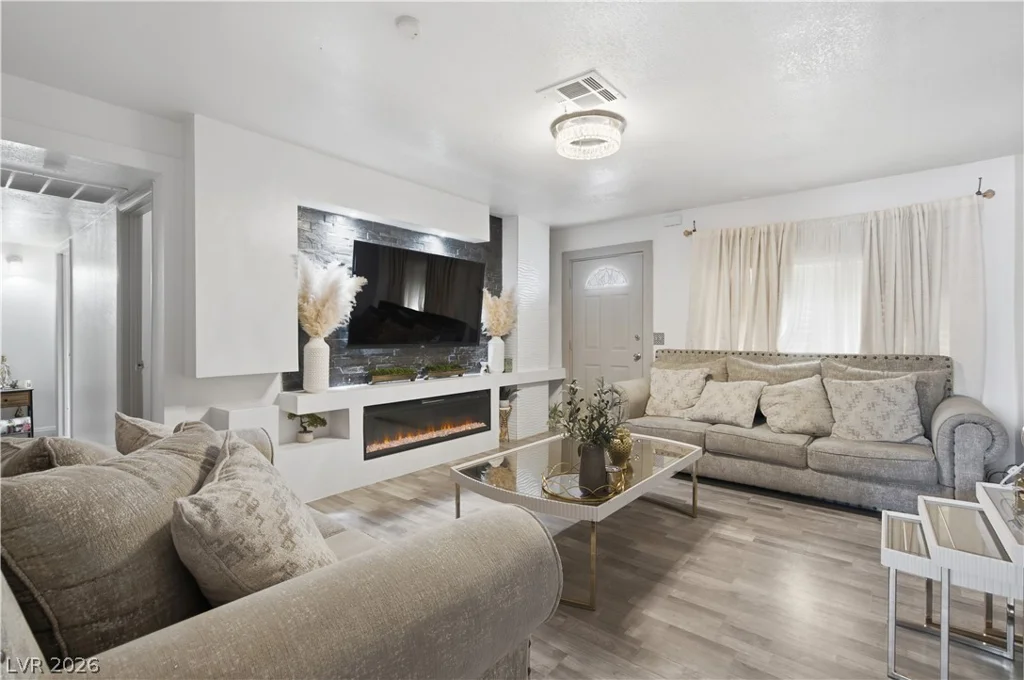 410 Battle Mountain, Las Vegas, NV 89110