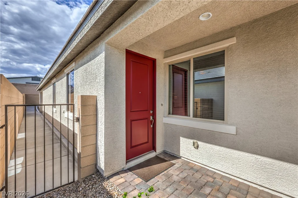 6341 Regina Ridge, Las Vegas, NV 89149
