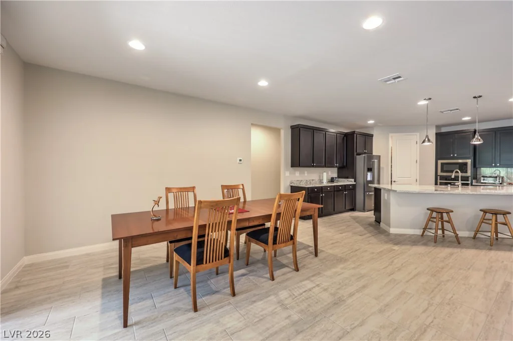 6341 Regina Ridge, Las Vegas, NV 89149