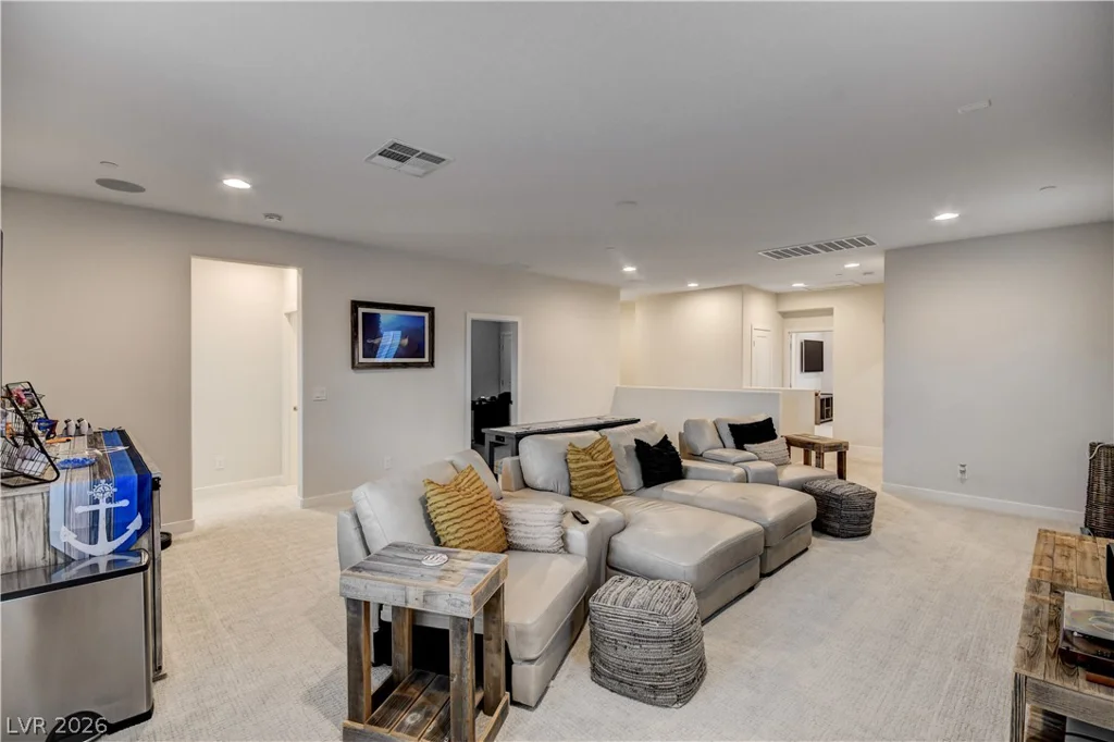 47 Flora Sagio, Henderson, NV 89011