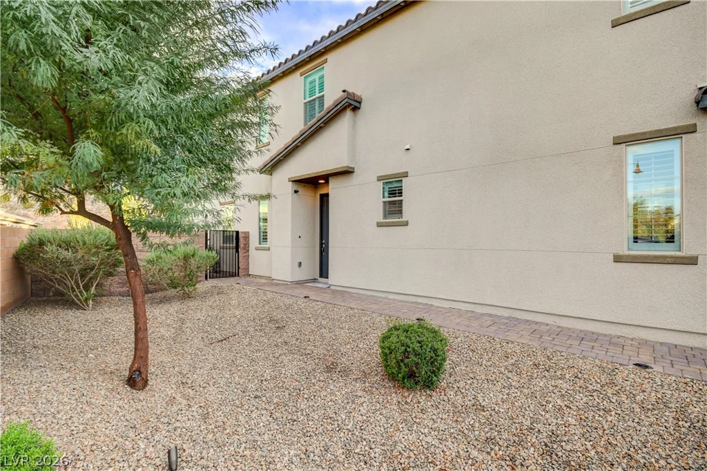 47 Flora Sagio, Henderson, NV 89011