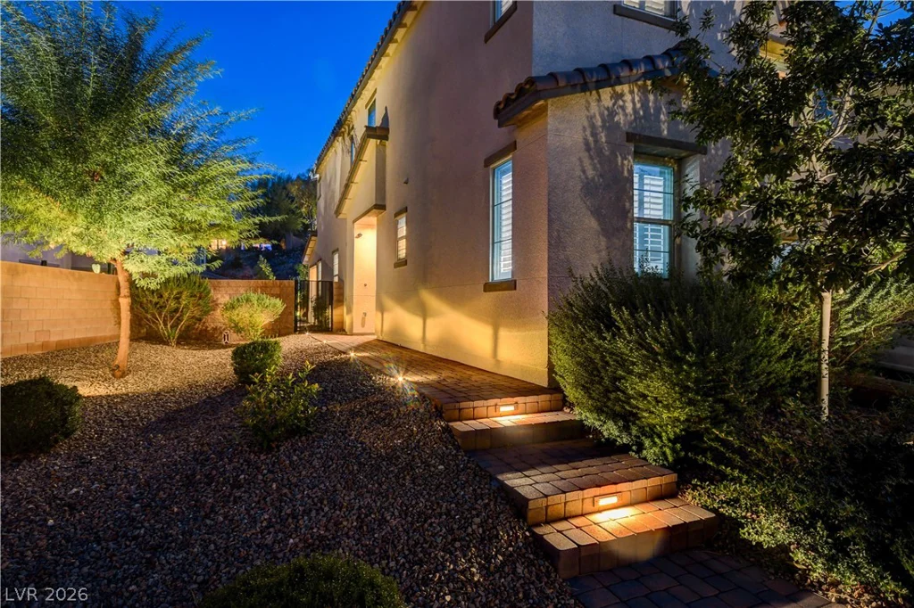 47 Flora Sagio, Henderson, NV 89011
