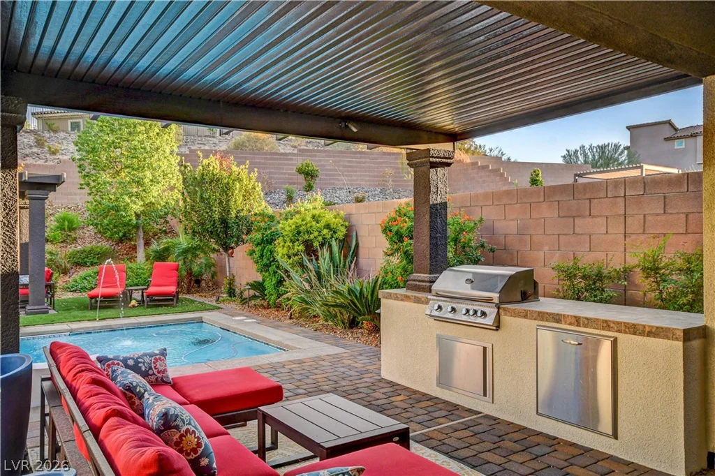 47 Flora Sagio, Henderson, NV 89011