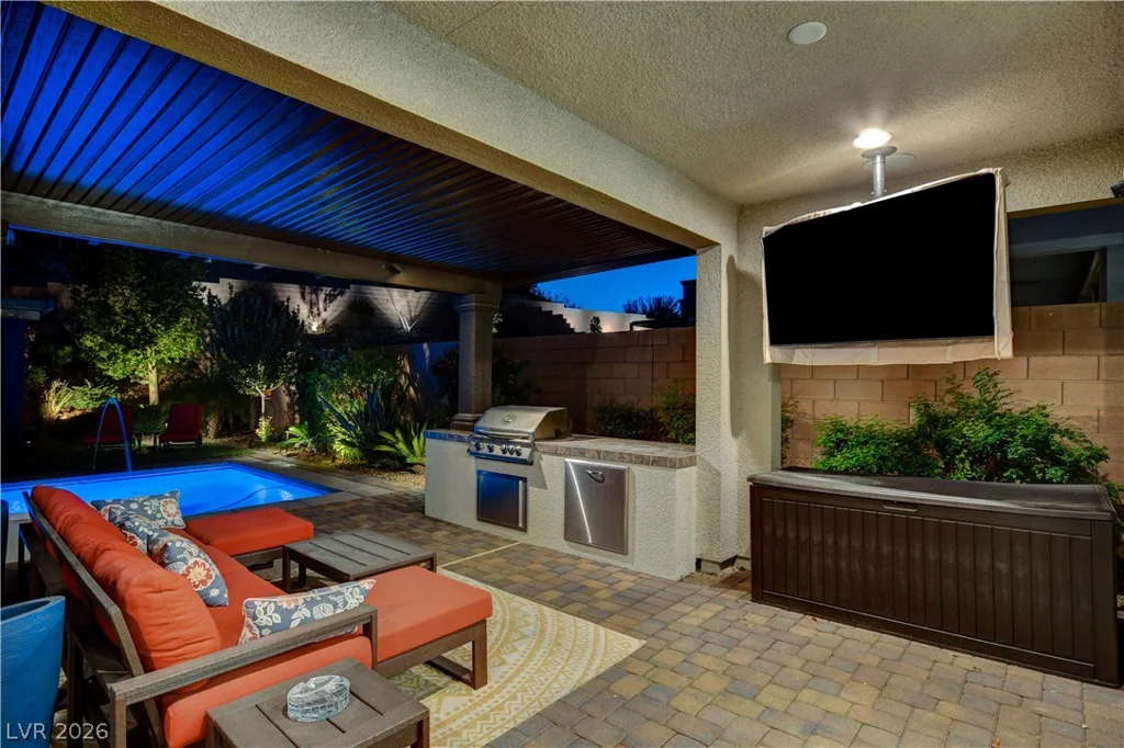 47 Flora Sagio, Henderson, NV 89011