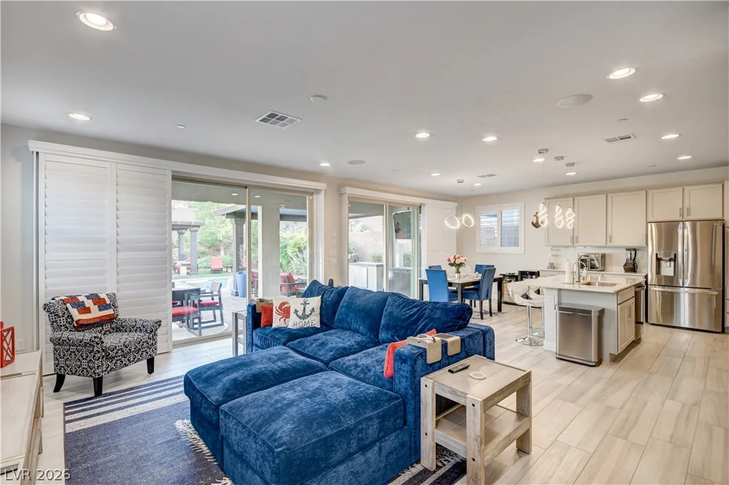 47 Flora Sagio, Henderson, NV 89011