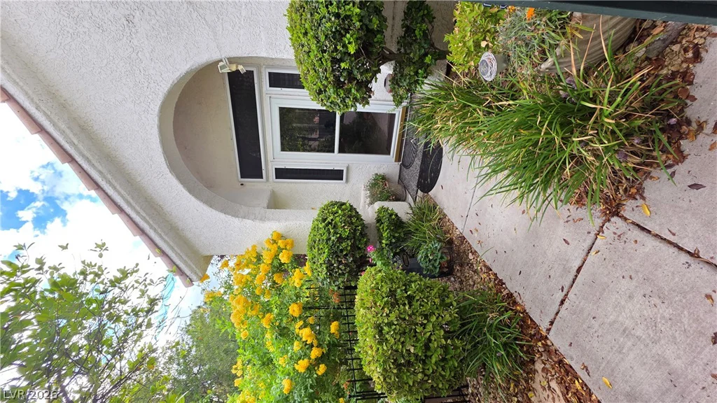 1300 Elk River, Las Vegas, NV 89134