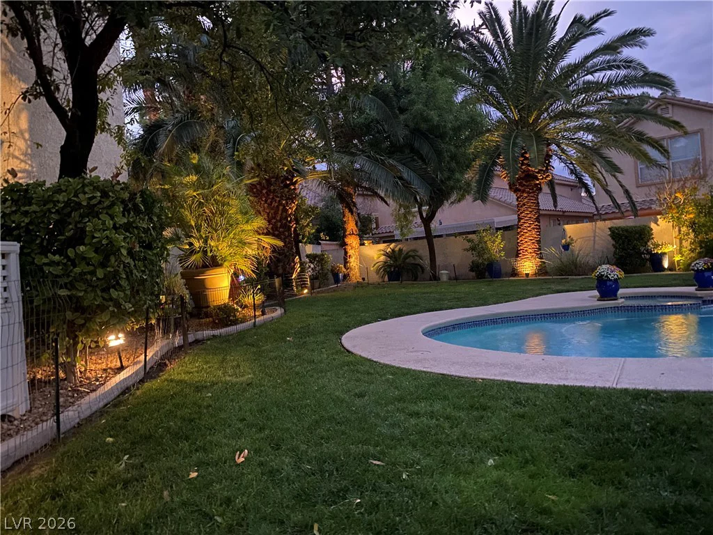 1300 Elk River, Las Vegas, NV 89134