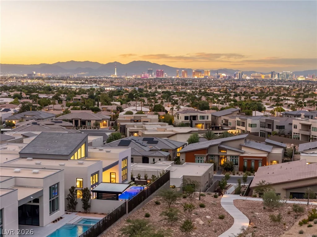 10907 Rossa Peak, Las Vegas, NV 89135