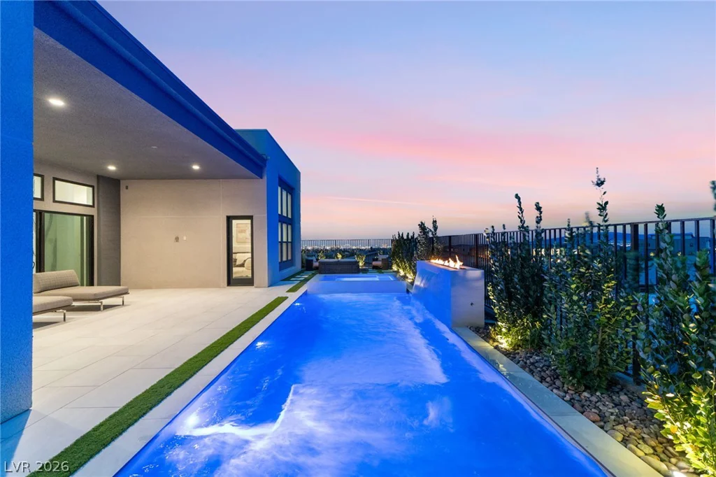 10907 Rossa Peak, Las Vegas, NV 89135
