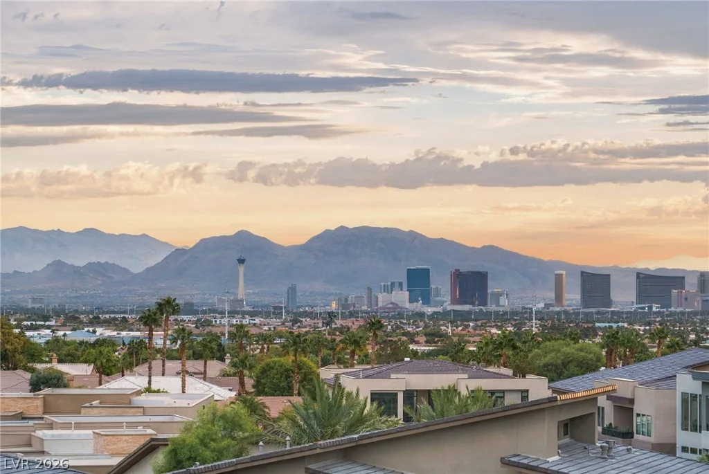 10907 Rossa Peak, Las Vegas, NV 89135