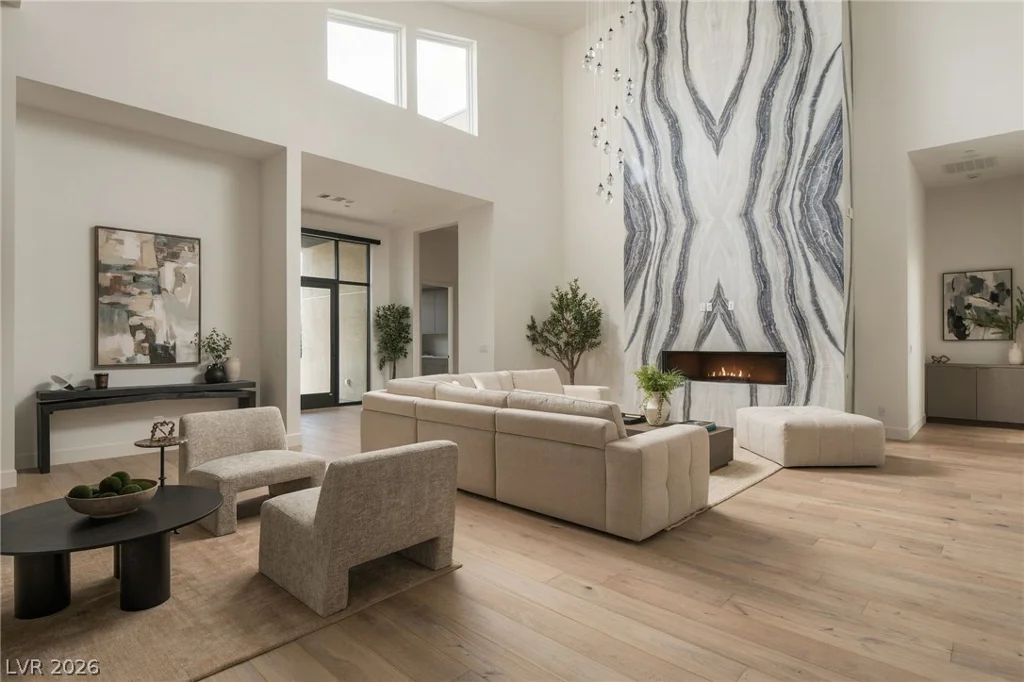 10907 Rossa Peak, Las Vegas, NV 89135