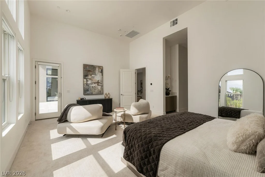 10907 Rossa Peak, Las Vegas, NV 89135