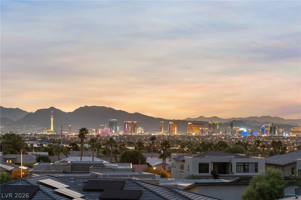 10907 Rossa Peak, Las Vegas, NV 89135