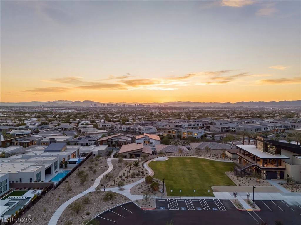 10907 Rossa Peak, Las Vegas, NV 89135