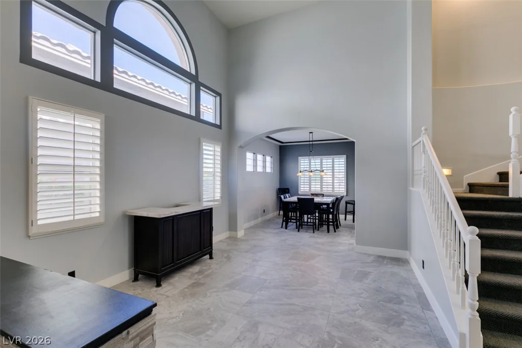 2000 Cedarcrest, Las Vegas, NV 89134
