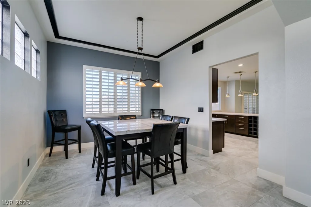 2000 Cedarcrest, Las Vegas, NV 89134