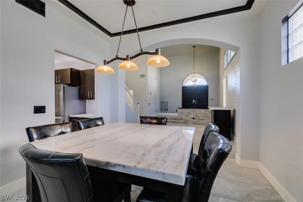 2000 Cedarcrest, Las Vegas, NV 89134