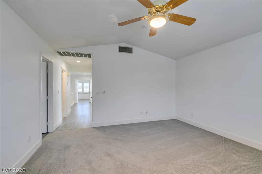 2000 Cedarcrest, Las Vegas, NV 89134
