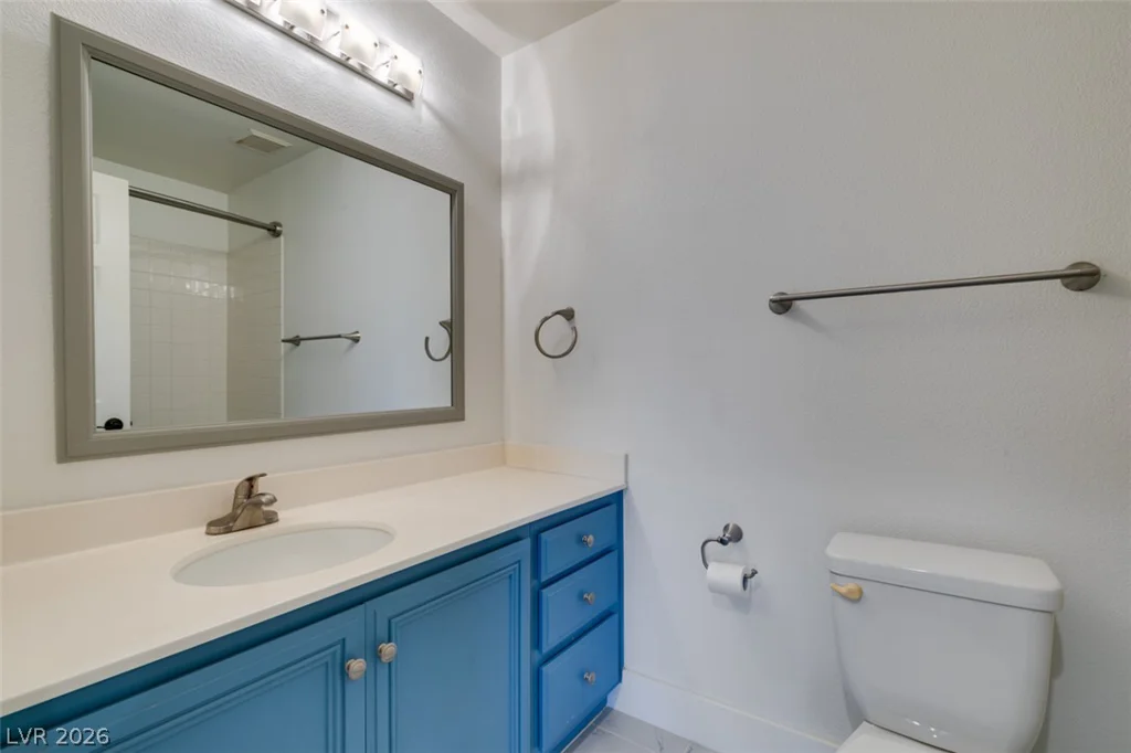 2000 Cedarcrest, Las Vegas, NV 89134