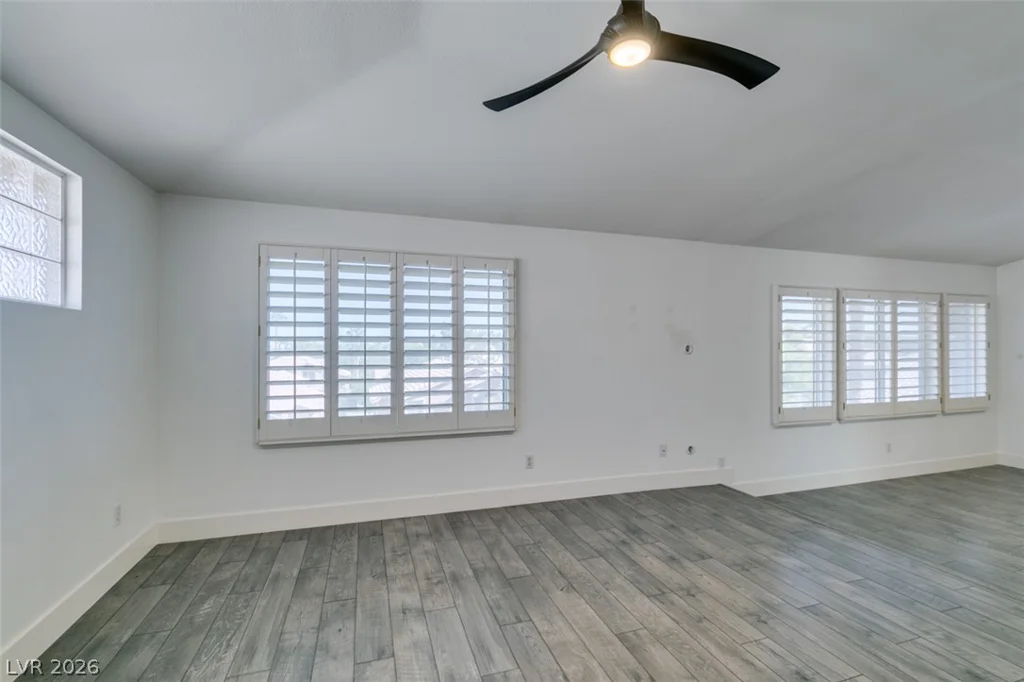 2000 Cedarcrest, Las Vegas, NV 89134
