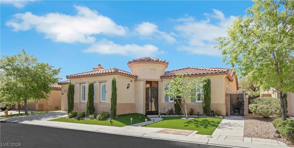 7135 Comanche Canyon, Las Vegas, NV 89113