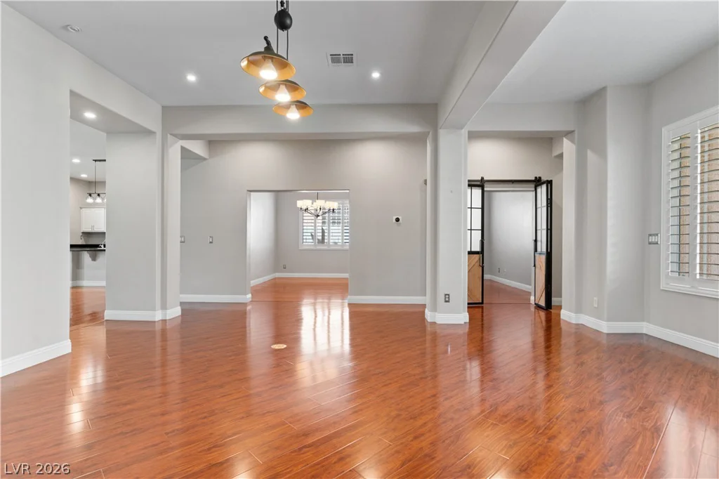 7135 Comanche Canyon, Las Vegas, NV 89113
