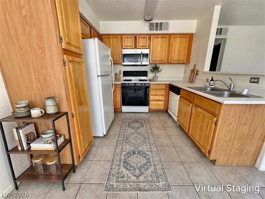 5710 Tropicana, Las Vegas, NV 89122