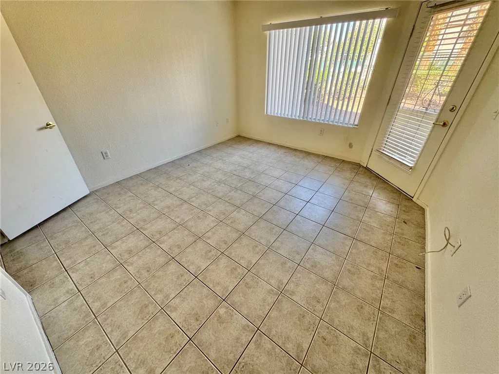 5710 Tropicana, Las Vegas, NV 89122