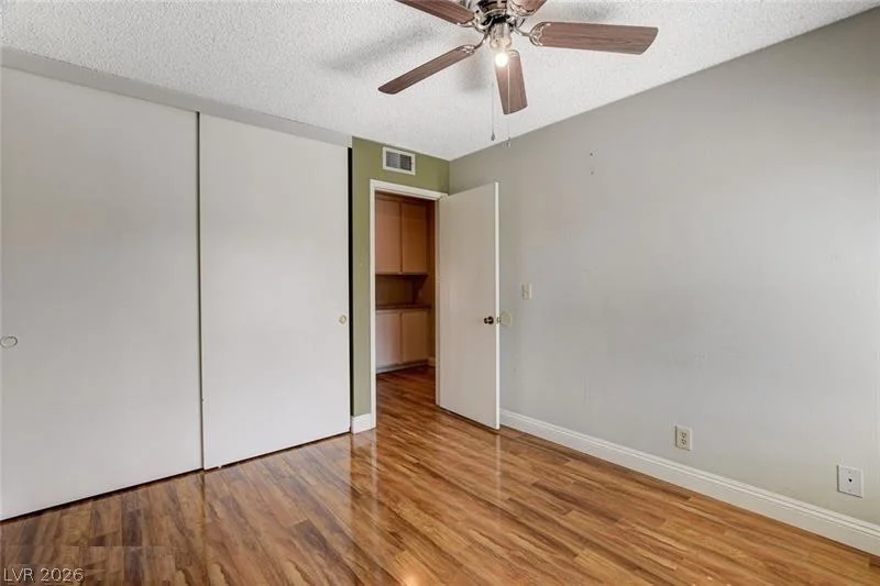 6616 Treadway, Las Vegas, NV 89103
