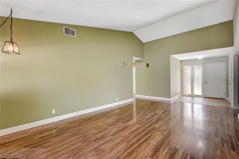 6616 Treadway, Las Vegas, NV 89103