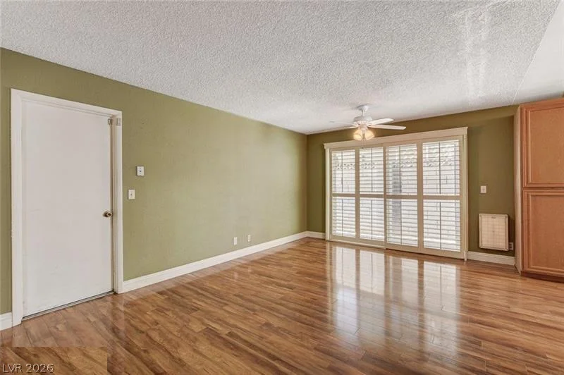 6616 Treadway, Las Vegas, NV 89103