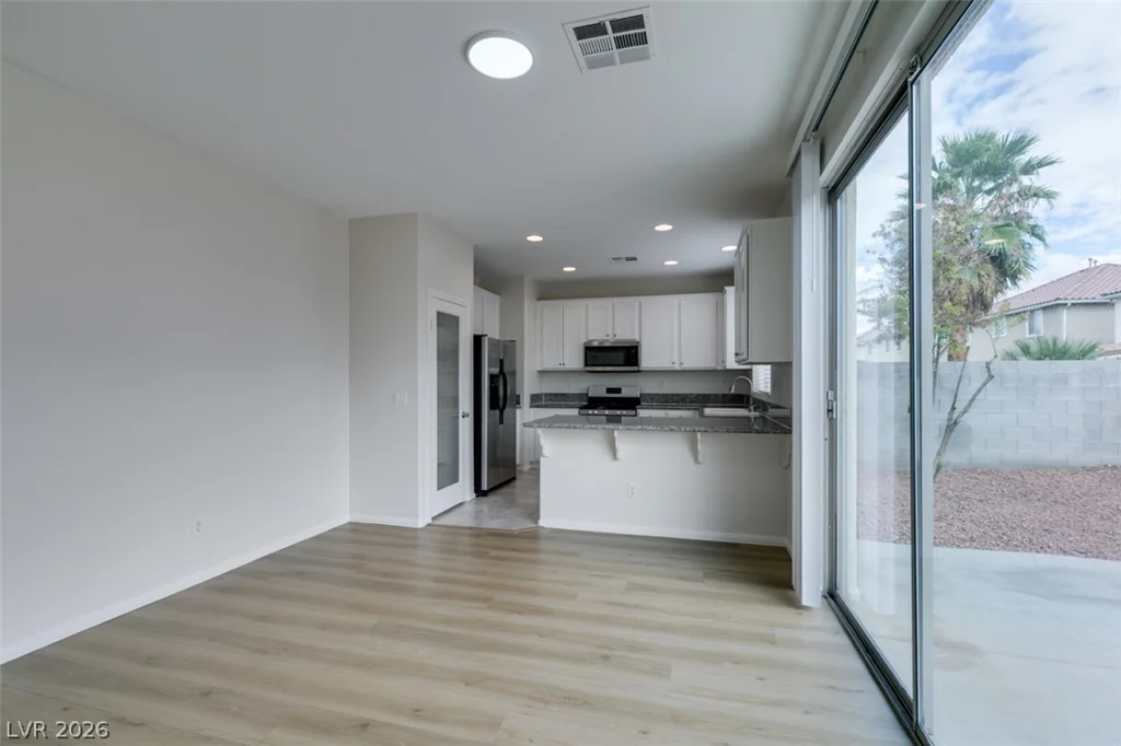 5512 Grand Rapids, North Las Vegas, NV 89031