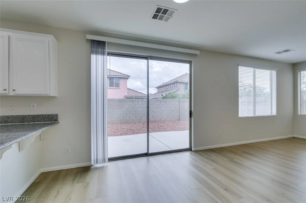 5512 Grand Rapids, North Las Vegas, NV 89031