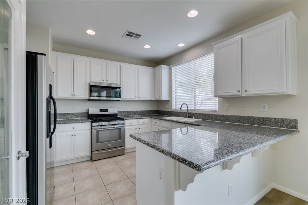 5512 Grand Rapids, North Las Vegas, NV 89031