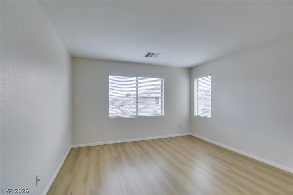 5512 Grand Rapids, North Las Vegas, NV 89031