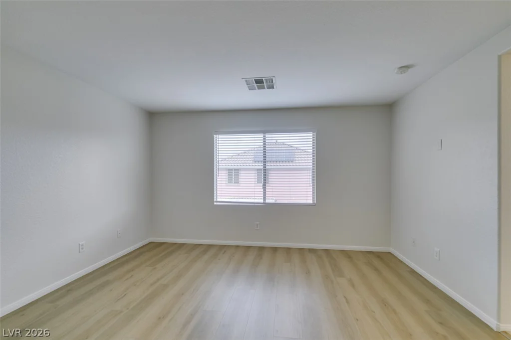 5512 Grand Rapids, North Las Vegas, NV 89031