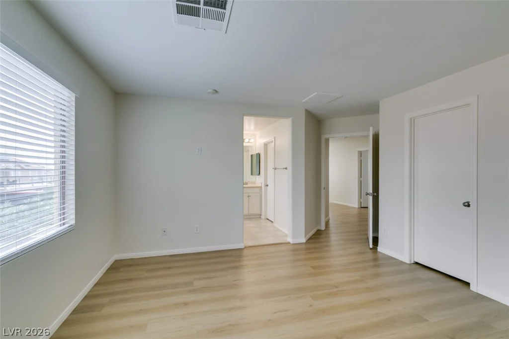 5512 Grand Rapids, North Las Vegas, NV 89031
