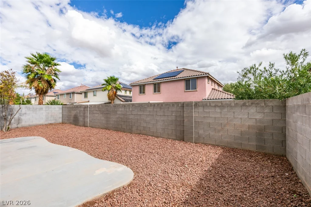 5512 Grand Rapids, North Las Vegas, NV 89031