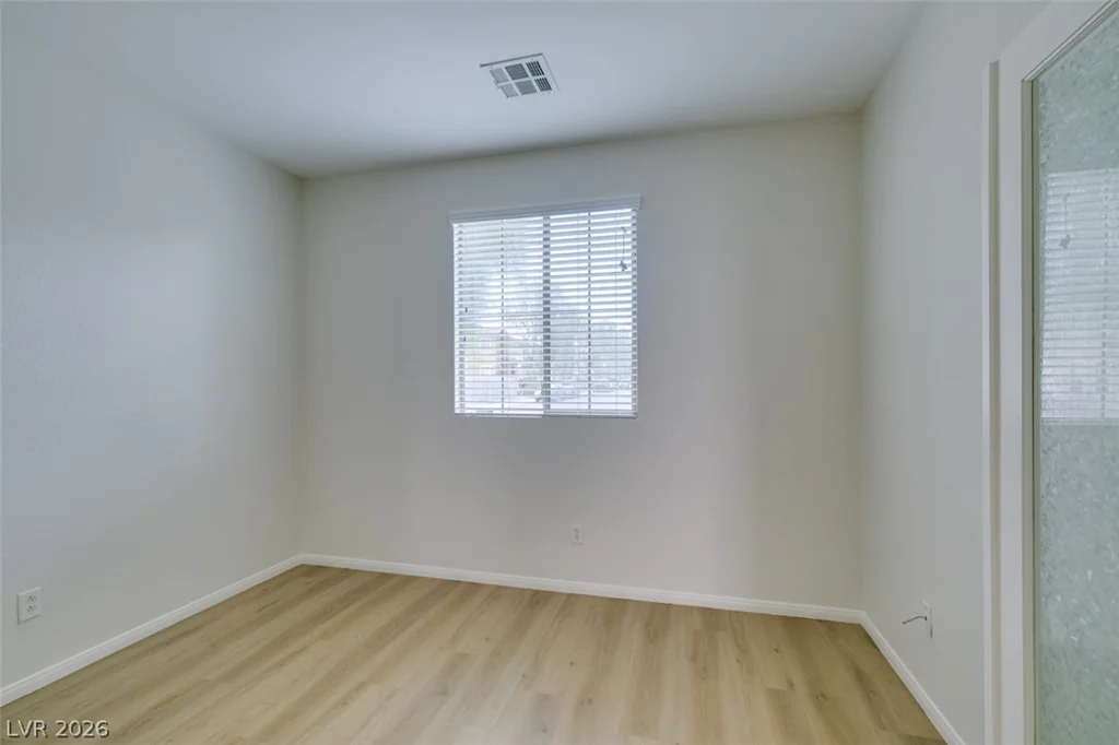 5512 Grand Rapids, North Las Vegas, NV 89031