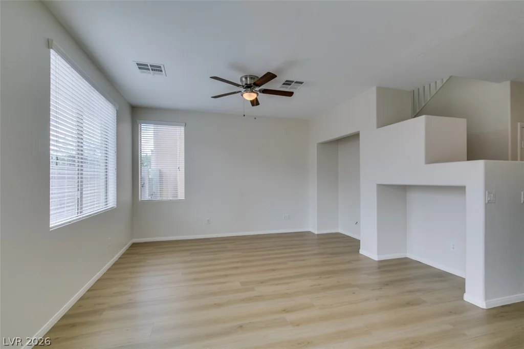 5512 Grand Rapids, North Las Vegas, NV 89031