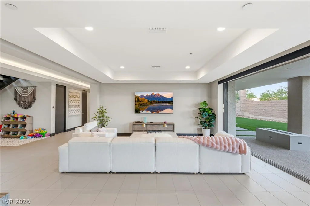 11262 San Terrazo, Las Vegas, NV 89141