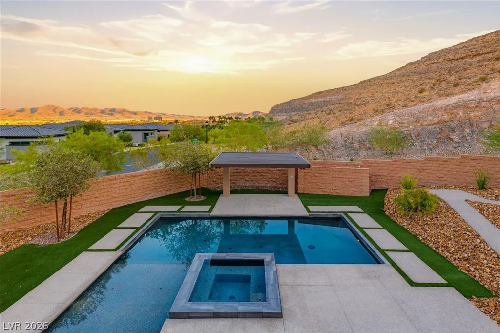 11262 San Terrazo, Las Vegas, NV 89141