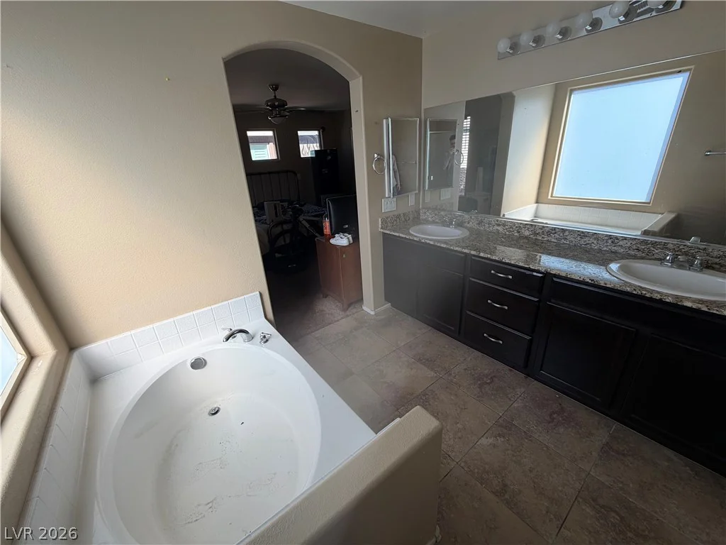 9325 Roadmaster, Las Vegas, NV 89178