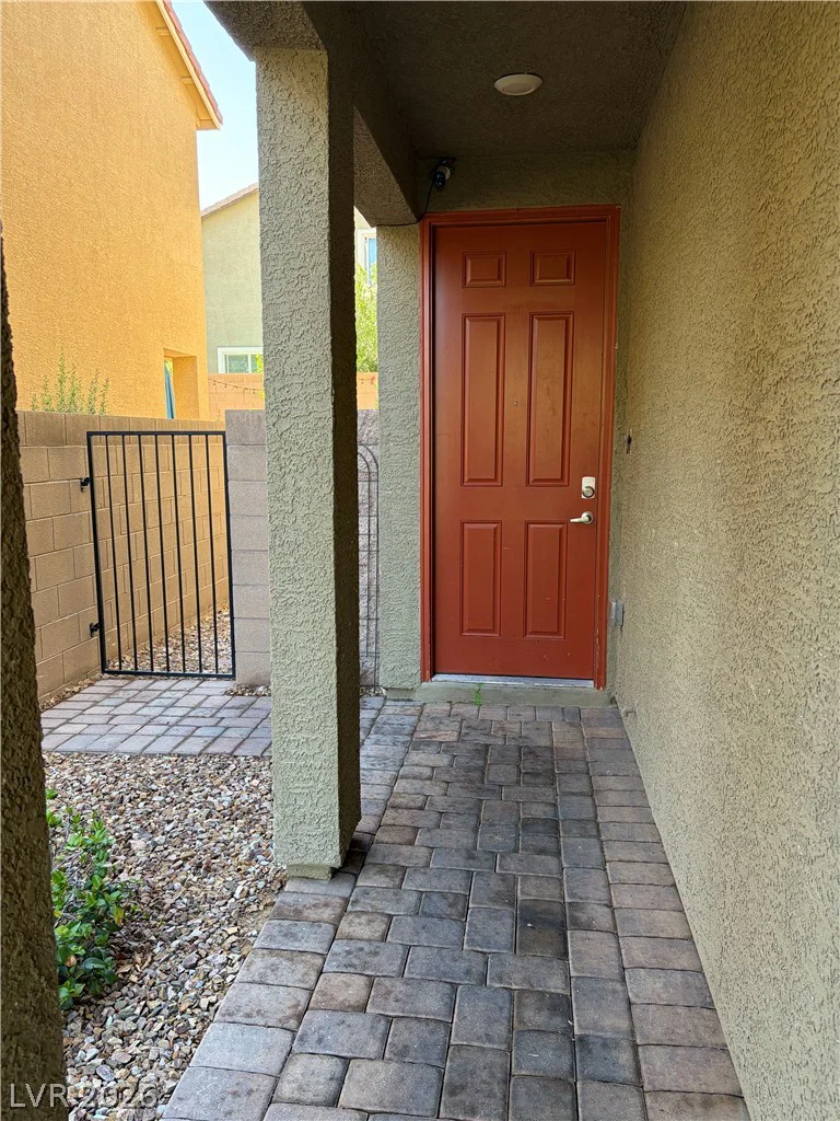 9325 Roadmaster, Las Vegas, NV 89178