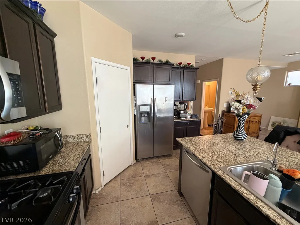 9325 Roadmaster, Las Vegas, NV 89178