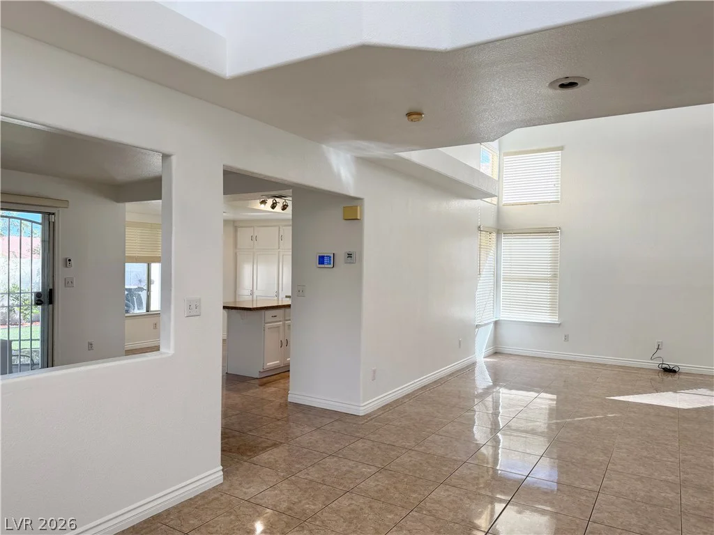 9232 Sun Rose, Las Vegas, NV 89134