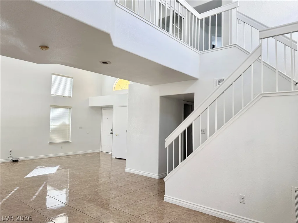 9232 Sun Rose, Las Vegas, NV 89134