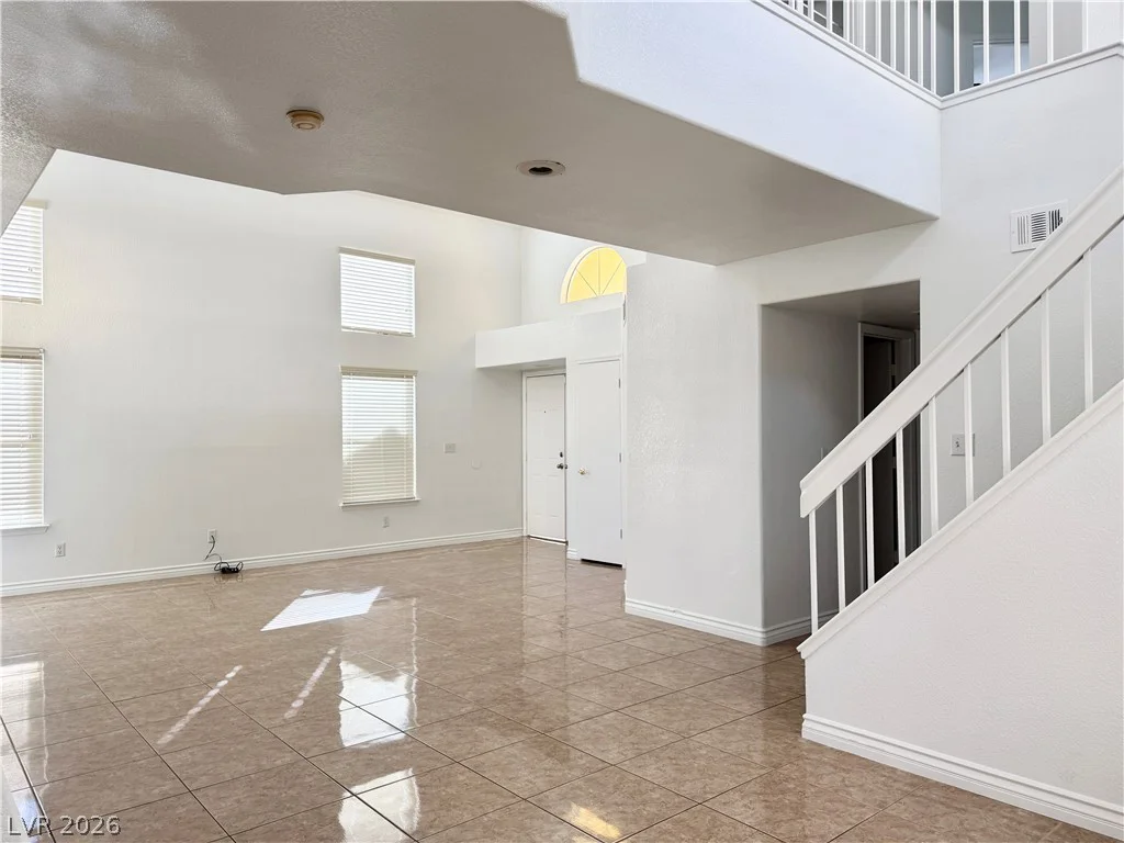 9232 Sun Rose, Las Vegas, NV 89134